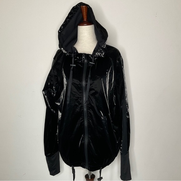 New Zyia Midnight Gloss Bomber Jacket with Shorts Size Medium - Picture 3 of 16